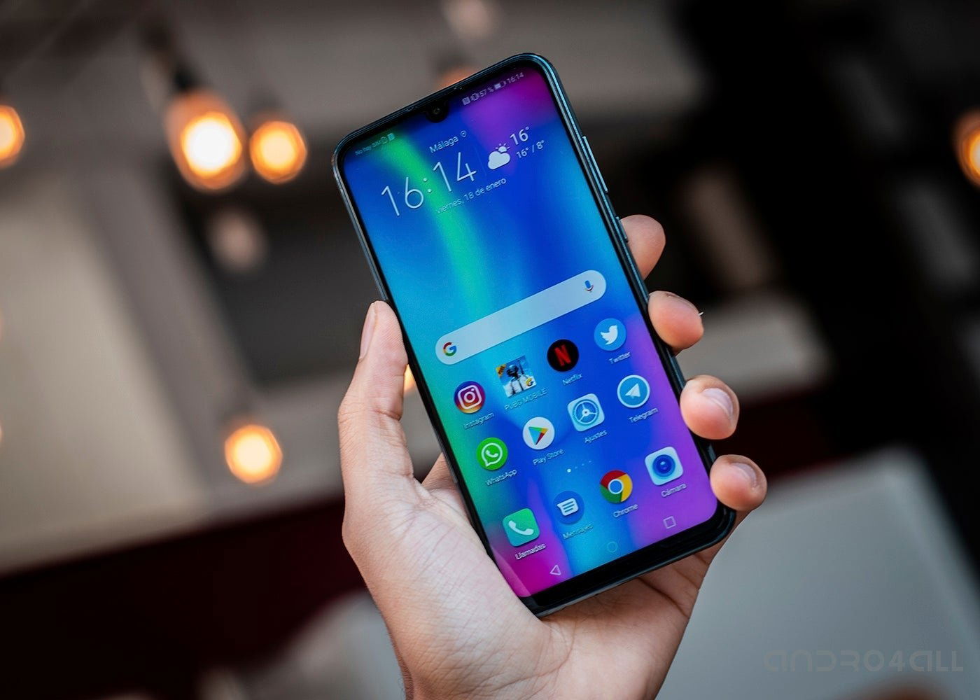 Honor 10 lleva las mejoras de inteligencia artificial a los móviles de gama  media