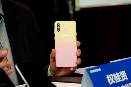 ¿Te gustan los móviles coloridos? Samsung crea el degradado definitivo