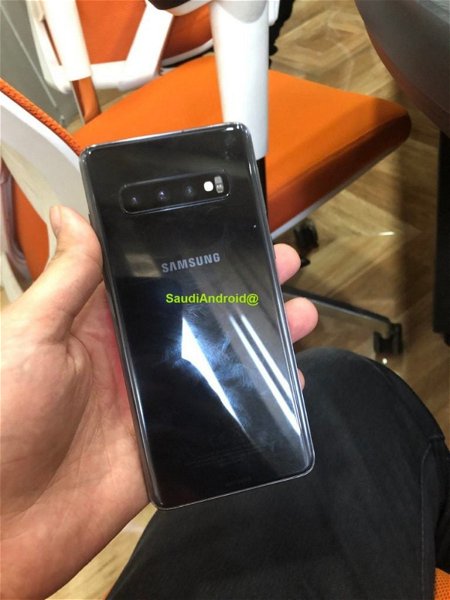 Samsung Galaxy S10 Plus color negro