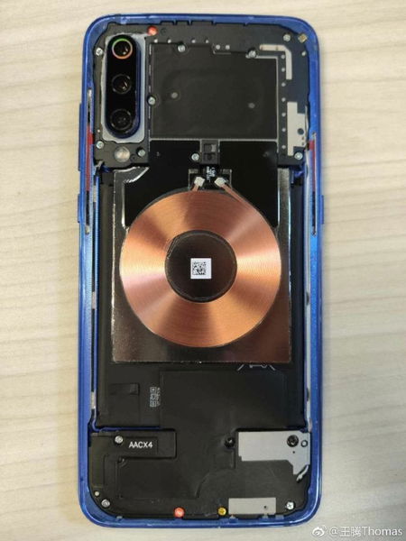 Xiaomi Mi 9 interior posterior