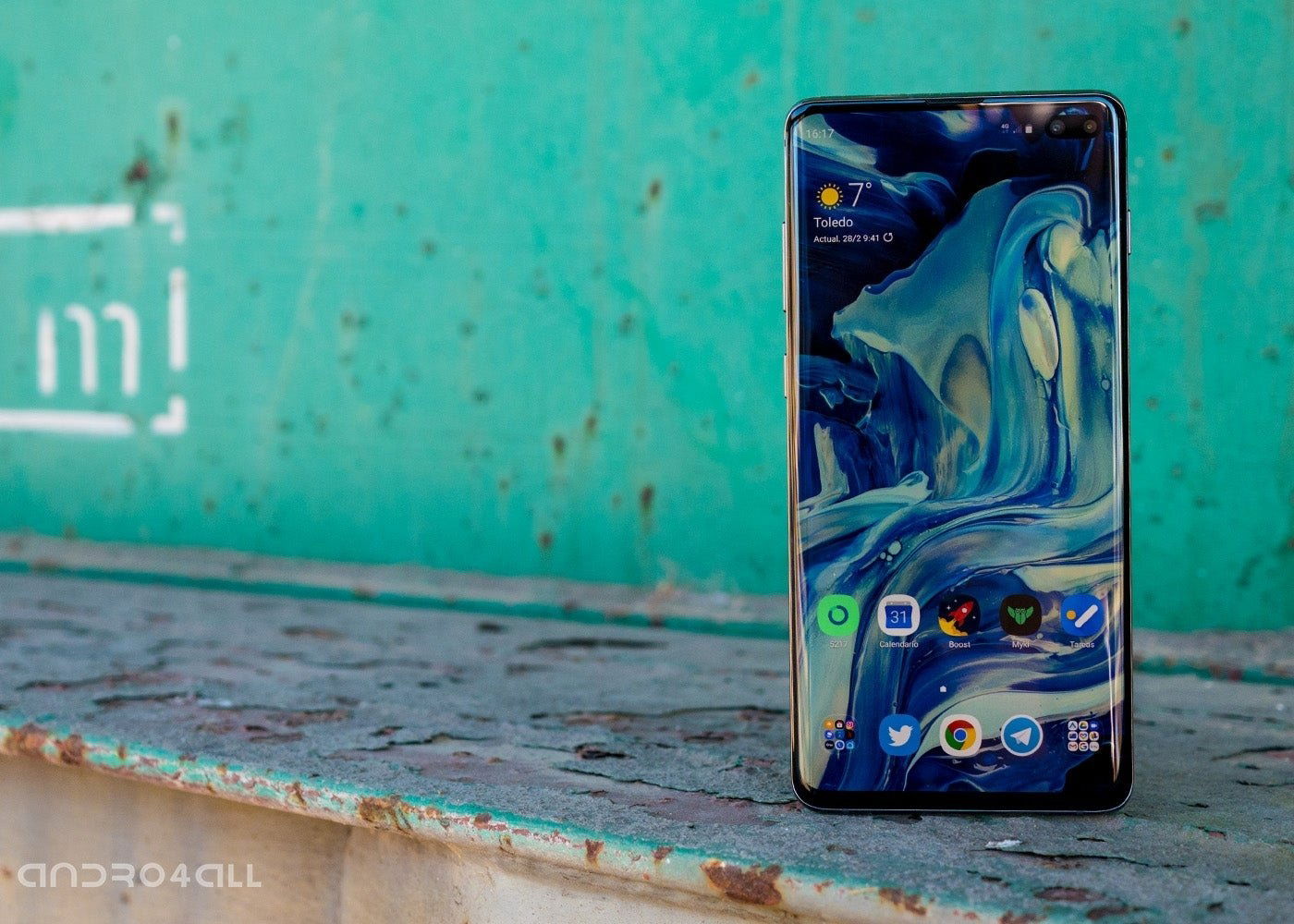 Samsung Galaxy S10 Plus, pantalla encendida con aplicaciones