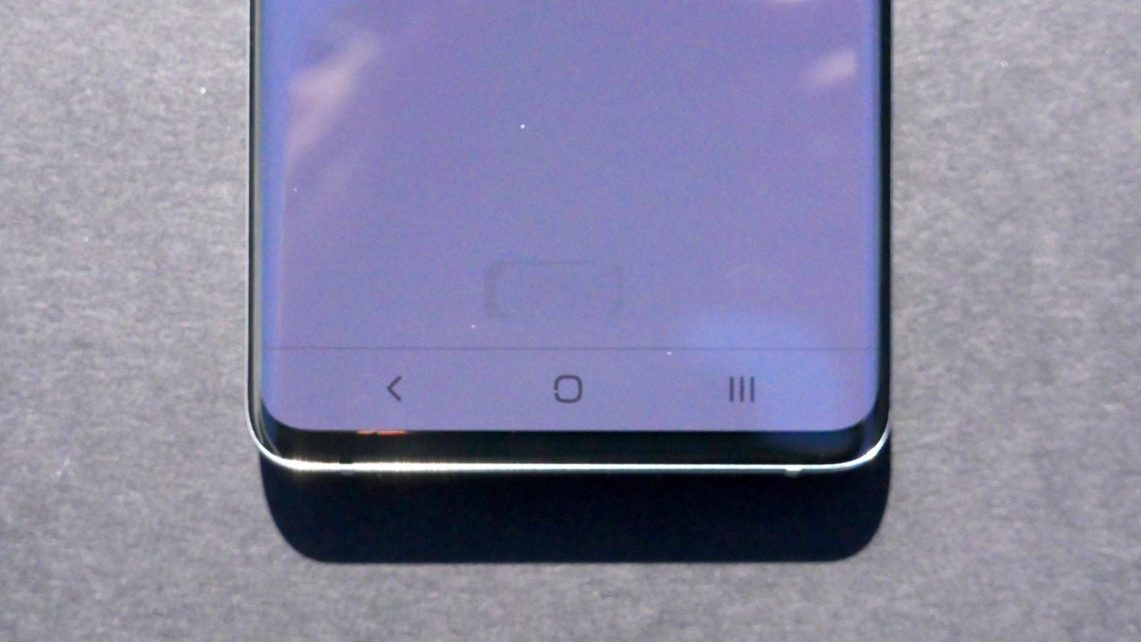Samsung Galaxy S10 lector de huellas pantalla a simple vista