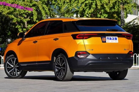 Xiaomi ya tiene "su" coche: este moderno SUV con un precio de partida de unos 12.000 euros Xiaomi ya tiene "su" coche: este moderno SUV con un precio de partida de unos 12.000 euros
