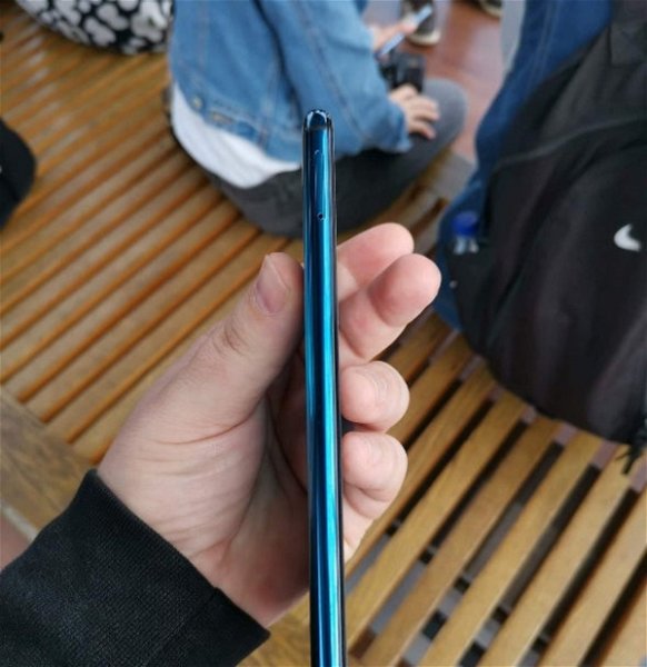 Honor 20 Pro lateral