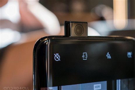 La cámara pop-up del OnePlus 7 es capaz de abrir una cerveza (aunque no es recomendable intentarlo)