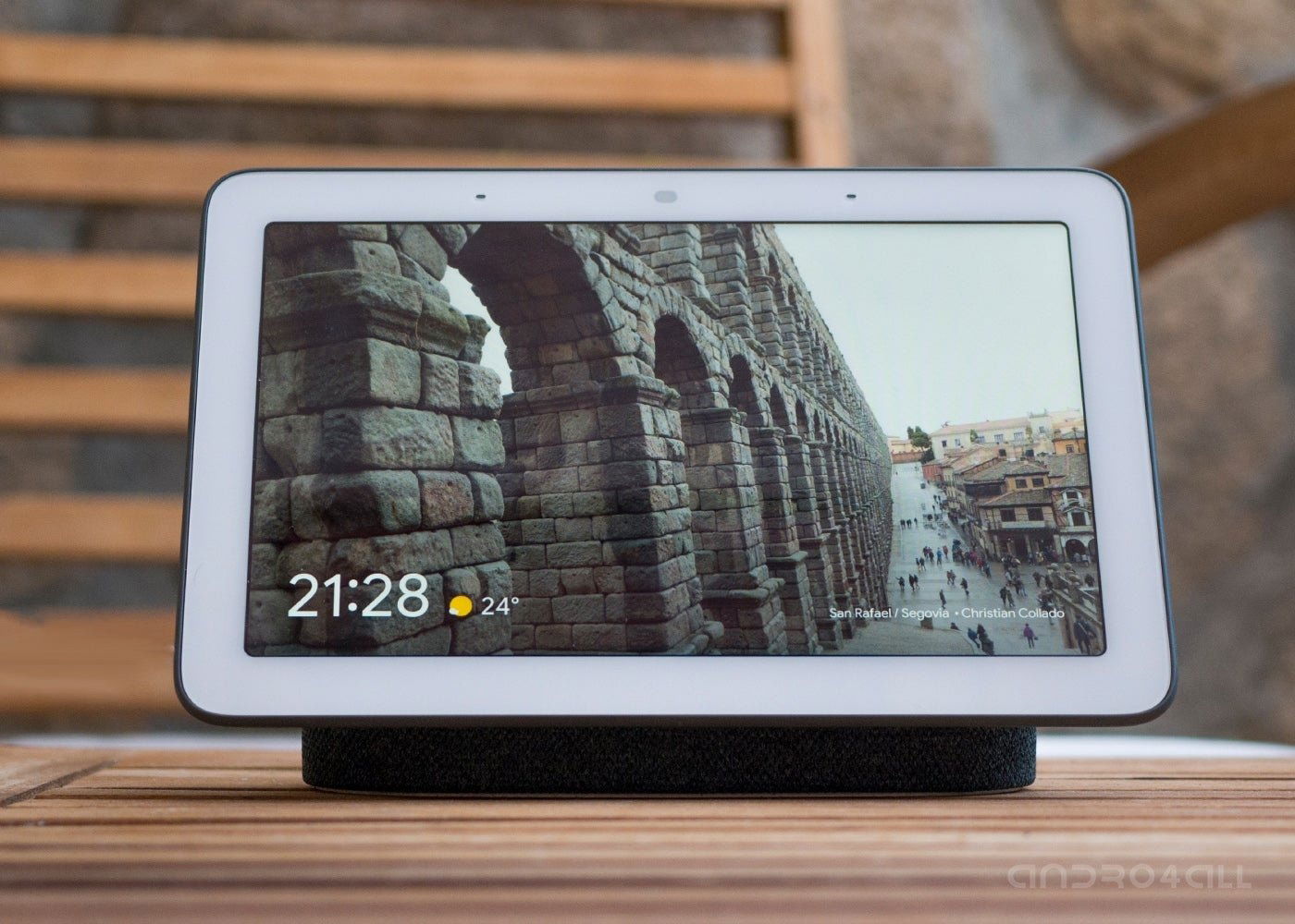 Google Nest Hub, pantalla encendida