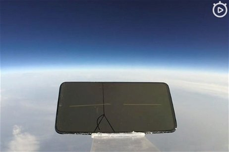IQOO presume de que uno de sus móviles ha sobrevivido a una caída de más de 30.000 metros