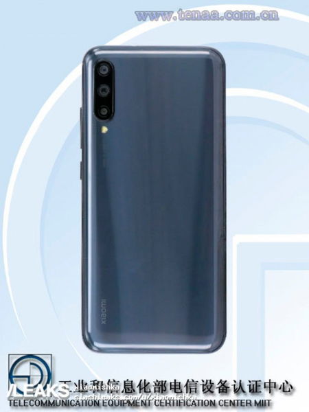 Xiaomi Mi CC9e tenaa trasera