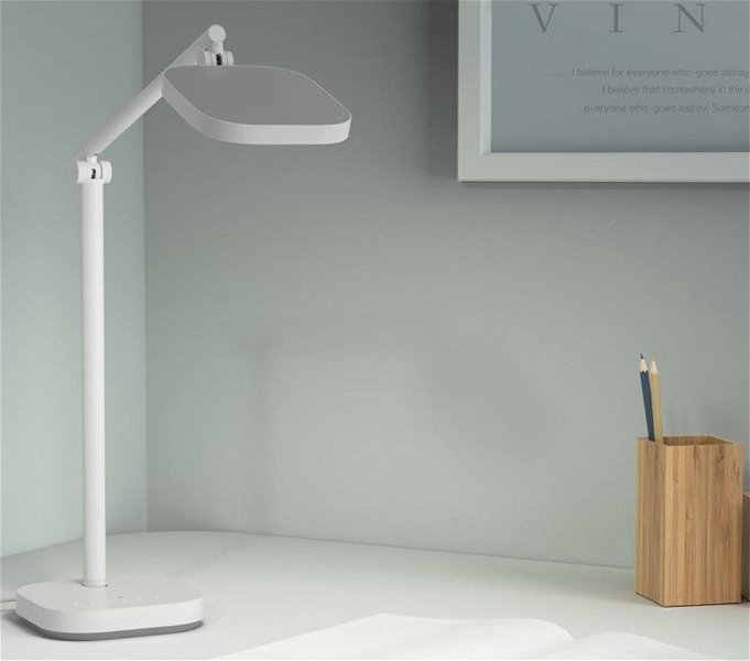 Xiaomi presenta una nueva lámpara de escritorio en colaboración con Phillips de la que te enamorarás