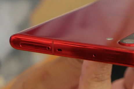 ¿Para qué sirve el misterioso segundo agujero superior del Samsung Galaxy Note10? Resolvemos el enigma ¿Para qué sirve el misterioso segundo agujero superior del Samsung Galaxy Note10? Resolvemos el enigma