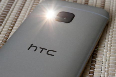 Cómo activar rápidamente la linterna del móvil agitando, silbando o con huella o con botones Cómo activar rápidamente la linterna del móvil agitando, silbando o con huella o con botones