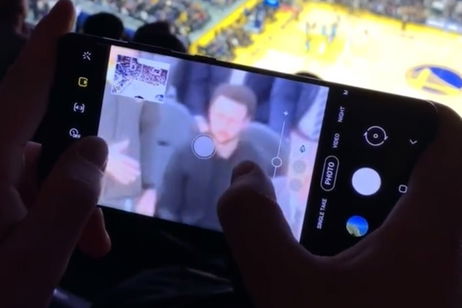 Esta es una de las demostraciones más alucinantes del zoom 100x del nuevo Samsung Galaxy S20 Ultra Esta es una de las demostraciones más alucinantes del zoom 100x del nuevo Samsung Galaxy S20 Ultra