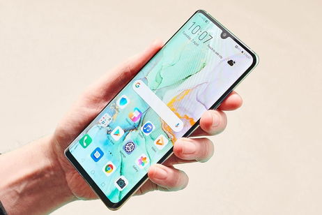 El CEO de Huawei tiende la mano a Google en una entrevista en Wired: "queremos quedarnos en Android" El CEO de Huawei tiende la mano a Google en una entrevista en Wired: "queremos quedarnos en Android"