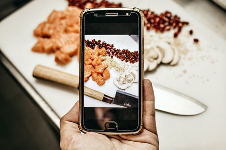 Tú también puedes multiplicar tus dotes culinarias esta cuarentena gracias a las redes sociales y YouTube Tú también puedes multiplicar tus dotes culinarias esta cuarentena gracias a las redes sociales y YouTube