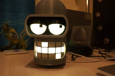 Crea su propio altavoz inteligente inspirado en Futurama: un Bender que pone música y que además te insulta