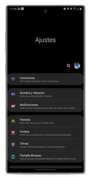 Probamos OxygenOS 11 en el OnePlus 8 Pro: más One UI que Android "stock"