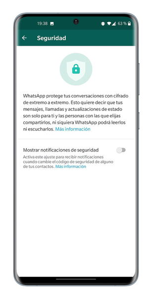 Capacitacion digital en personas mayores: cómo usar WhatsApp