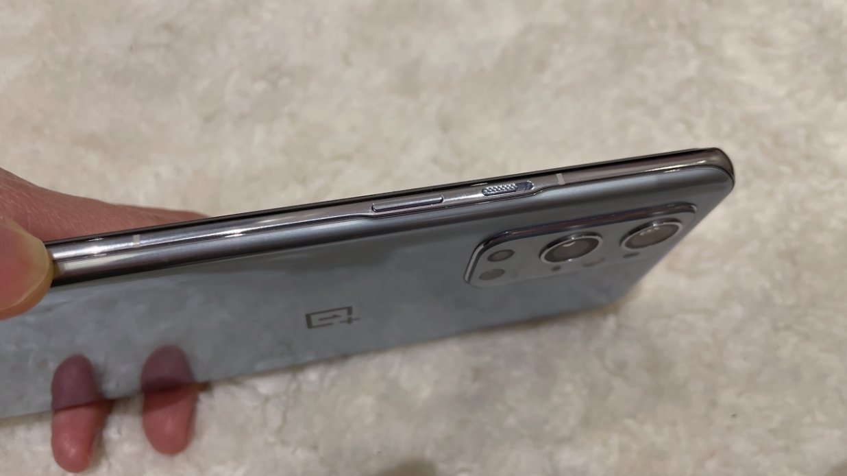 Lateral del OnePlus 9 Pro