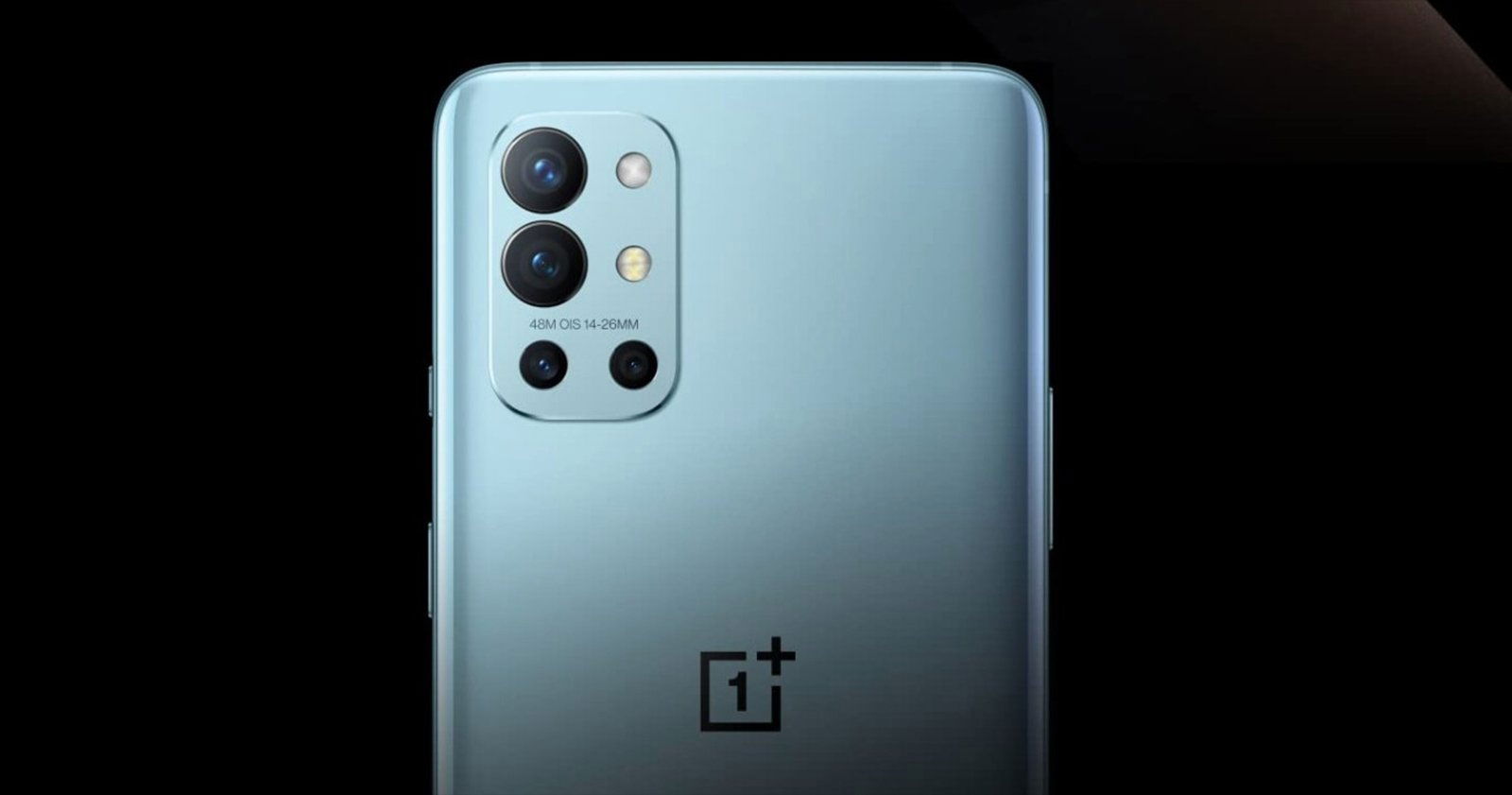 Parte trasera del OnePlus 9R en azul