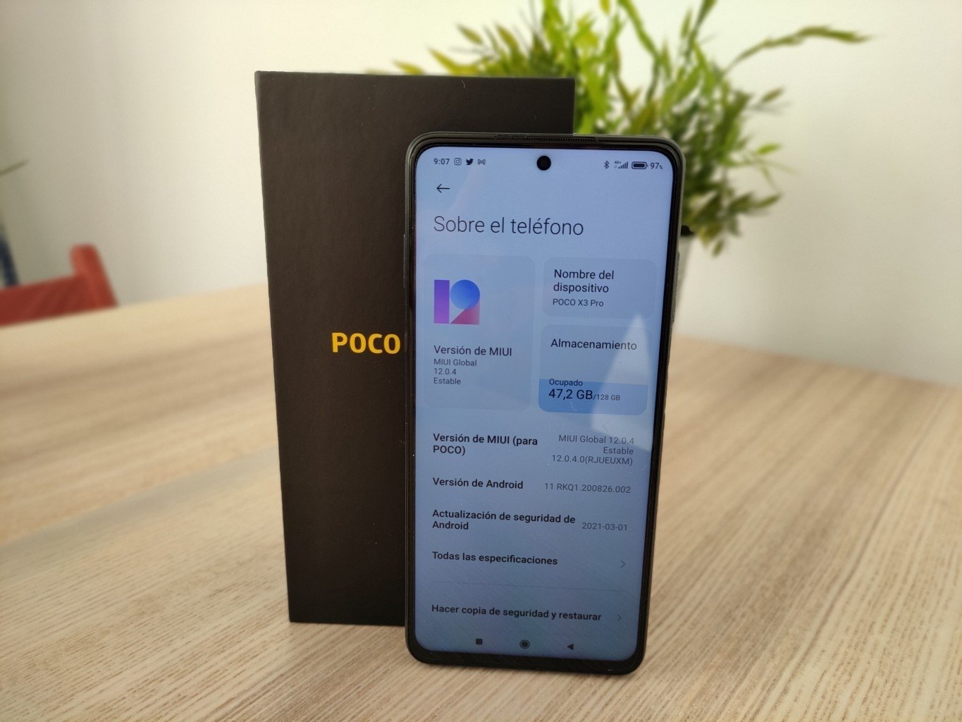 El POCO X3 Pro cuenta con Android 11 corriendo bajo MIUI 12
