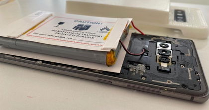 Este usuario ha creado un teléfono móvil con una batería de 14.000 mAh Este usuario ha creado un teléfono móvil con una batería de 14.000 mAh