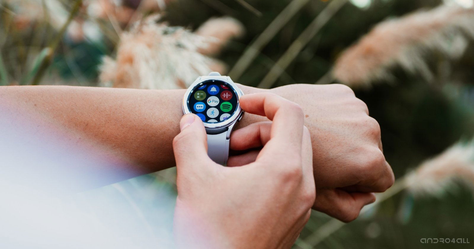 Samsung Galaxy Watch4 Classic, Aplicaciones