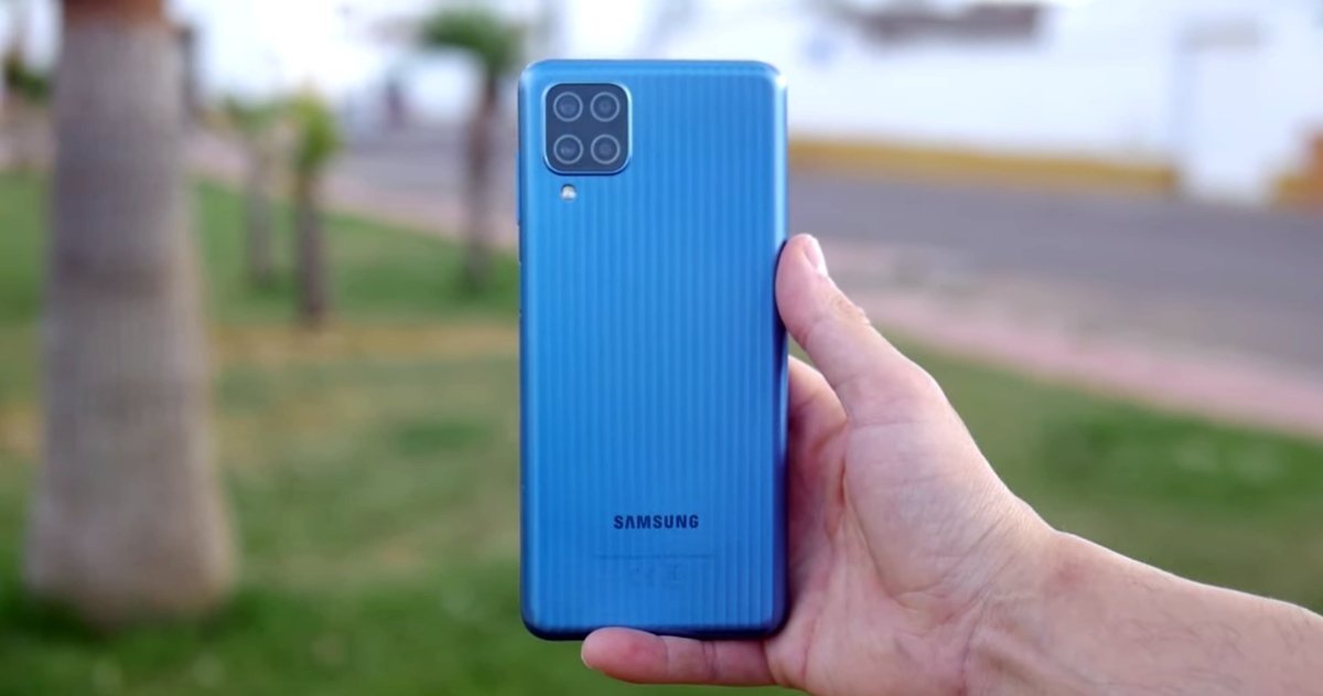 Samsung Galaxy M12 azul