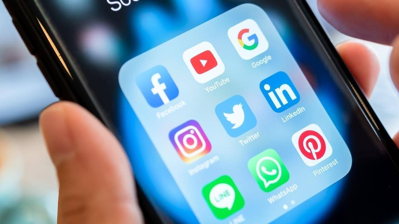 WhatsApp e Instagram reinan en España