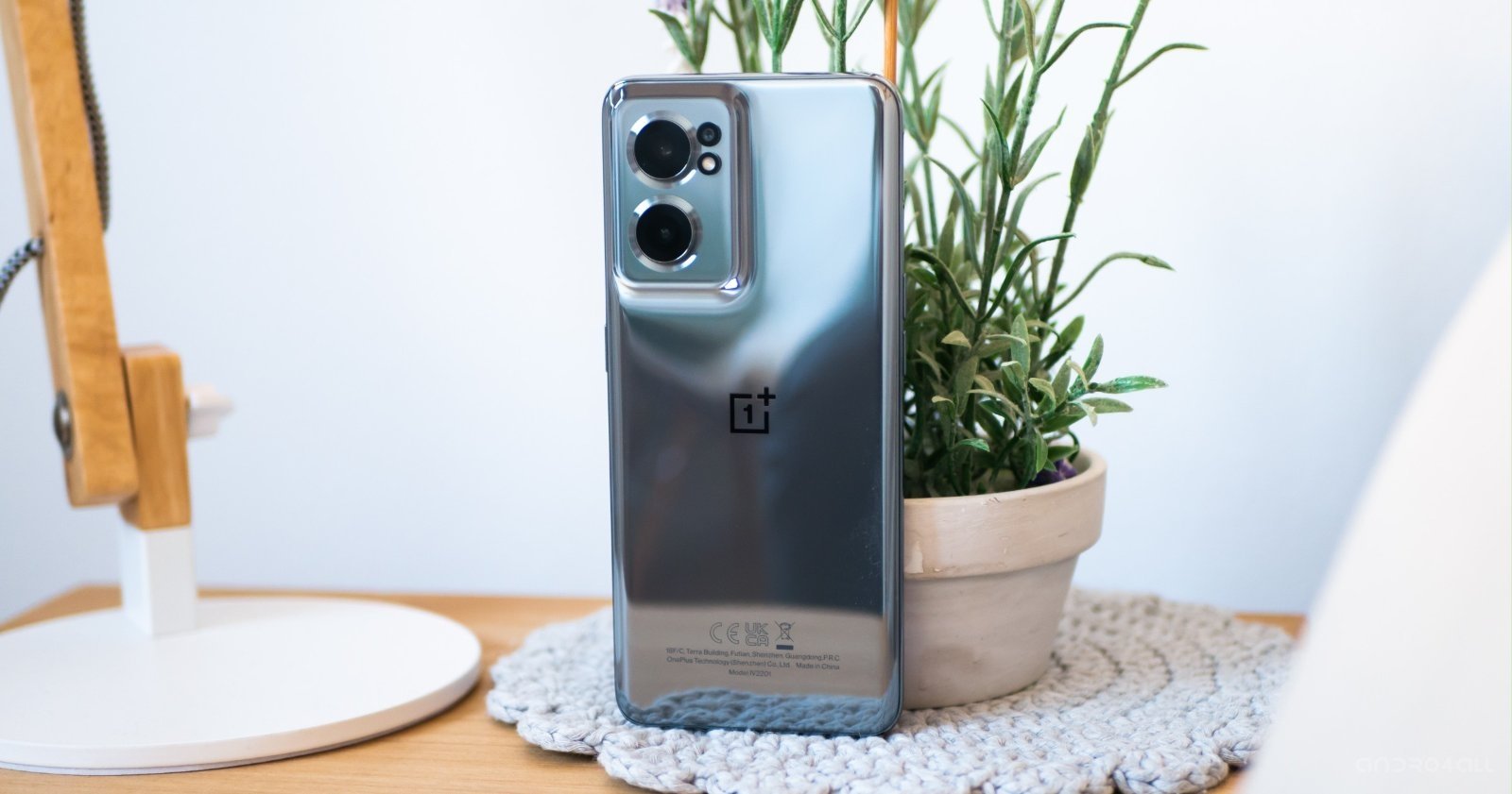 Diseño parte trasera OnePlus Nord CE 2 5G