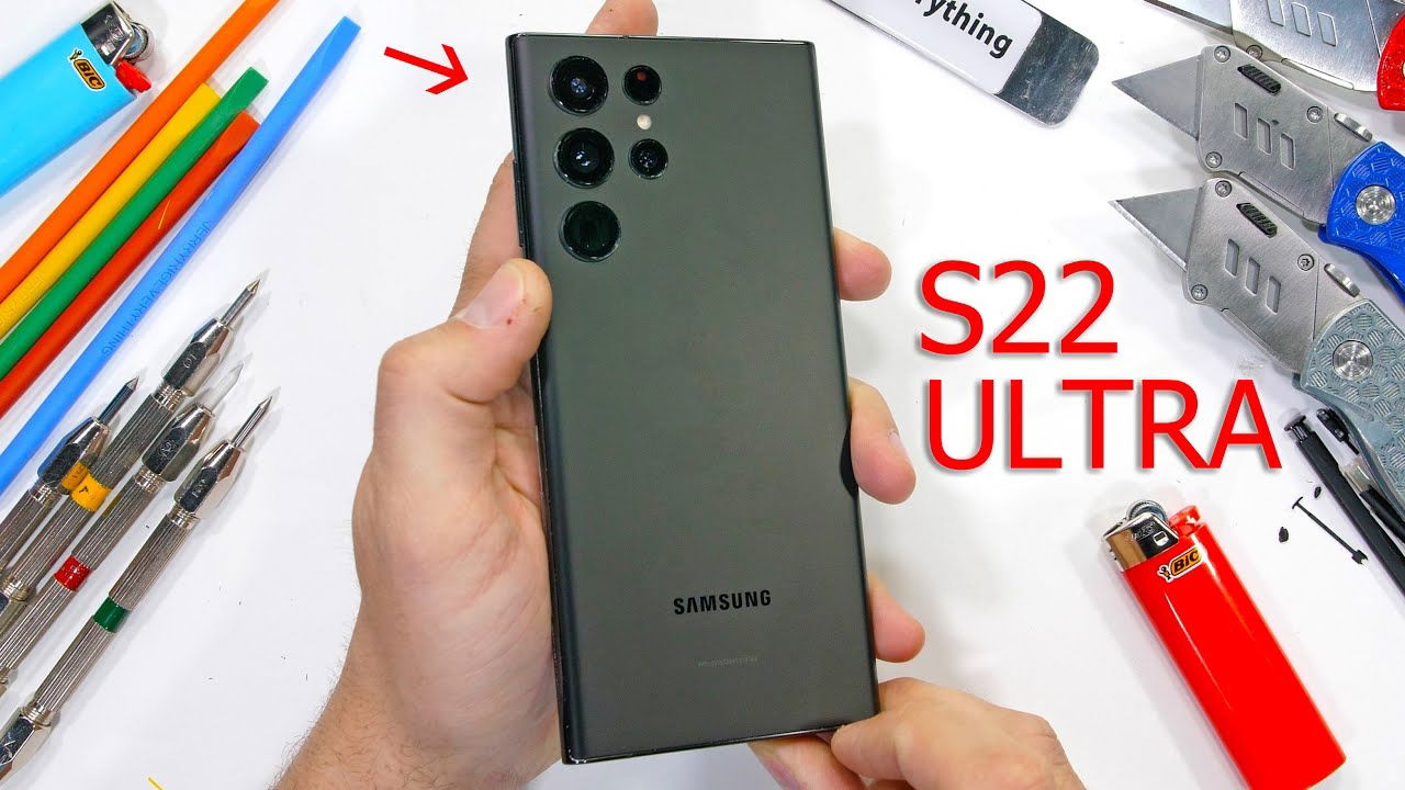 Samsung Galaxy S22, in the resistance test of JerryRigEverything