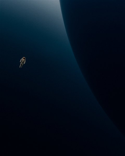 Fondo de pantalla de astronauta en el espacio