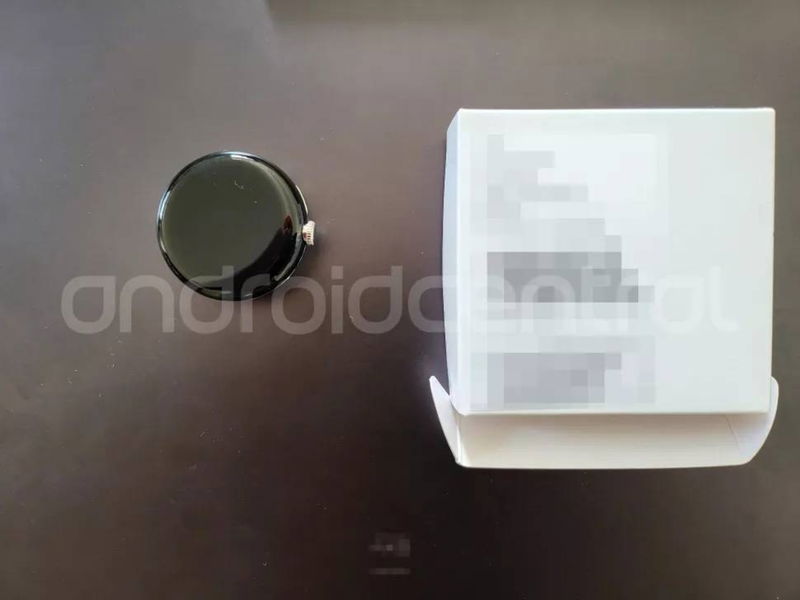 Este es el Pixel Watch: filtran fotos reales del reloj de Google tras ser olvidado en un bar