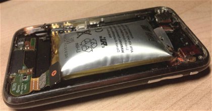 La batería del móvil se hincha: causas y soluciones