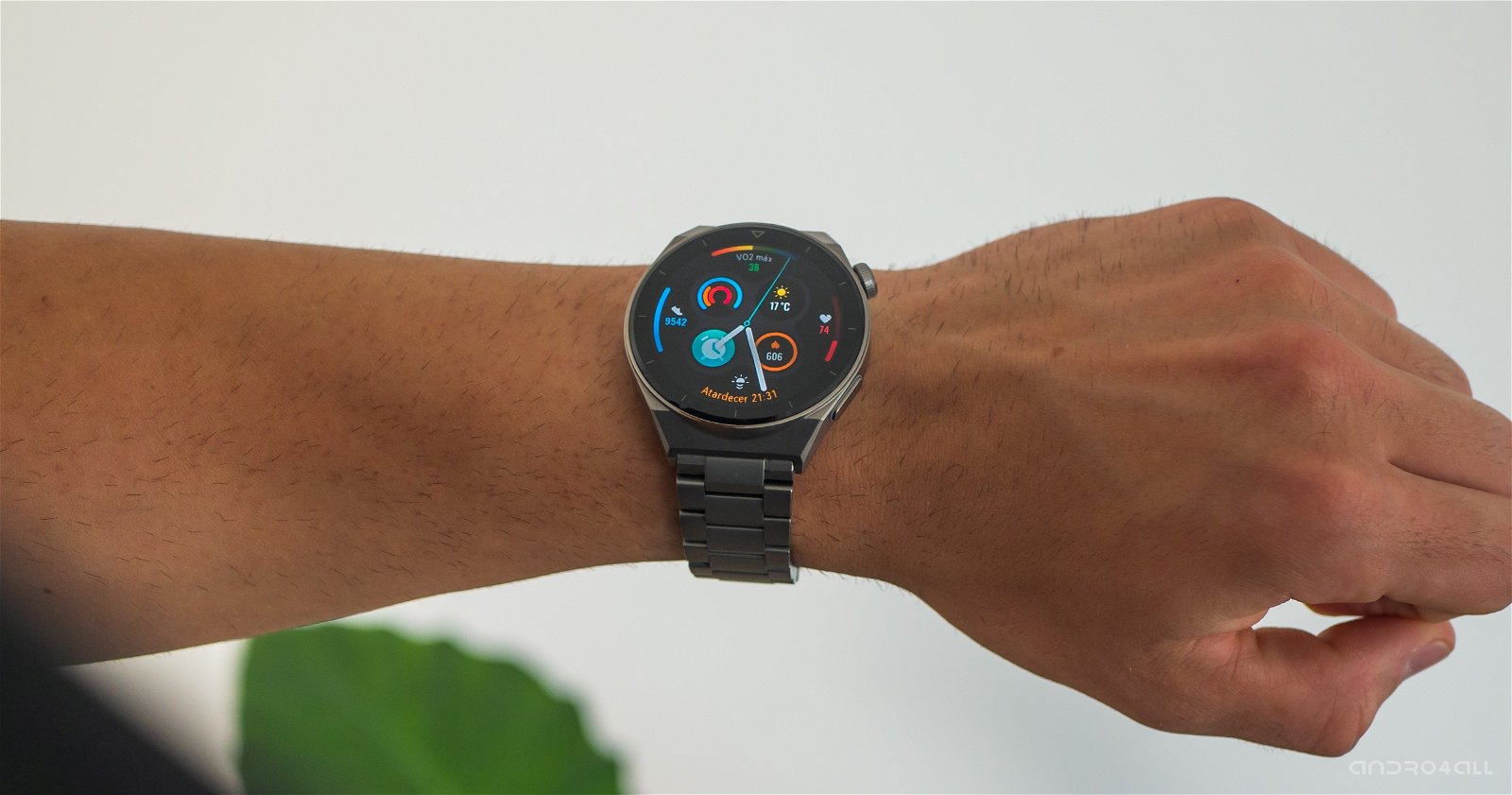 Huawei Watch GT 3 Pro con correa de eslabones