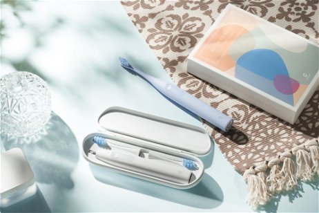 Este cepillo de dientes eléctrico Oclean tira su precio: menos de 20 euros y hasta 30 días de autonomía