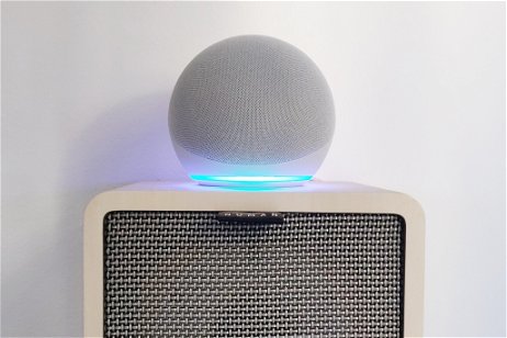 El Echo Dot 4 vuelve a tocar fondo, 19,99 euros por el altavoz inteligente más vendido