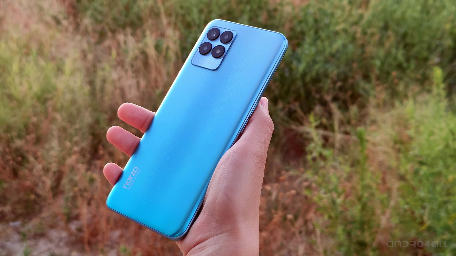 Trasera del realme Narzo 50