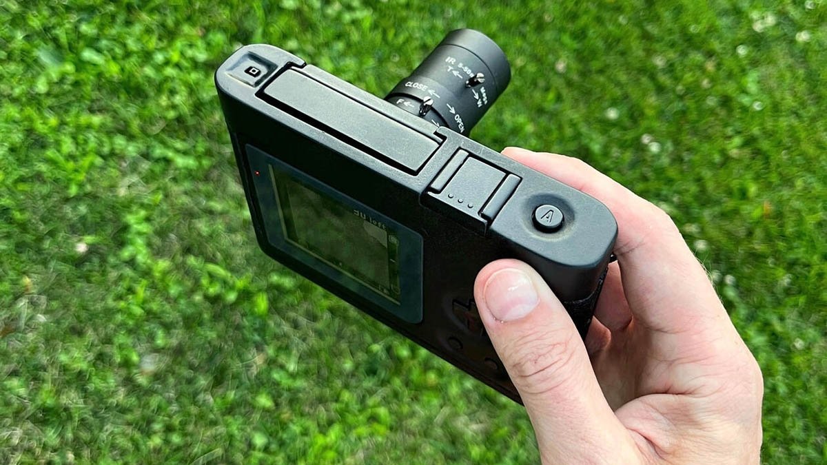 Convierte la Game Boy Camera en una espectacular cámara digital