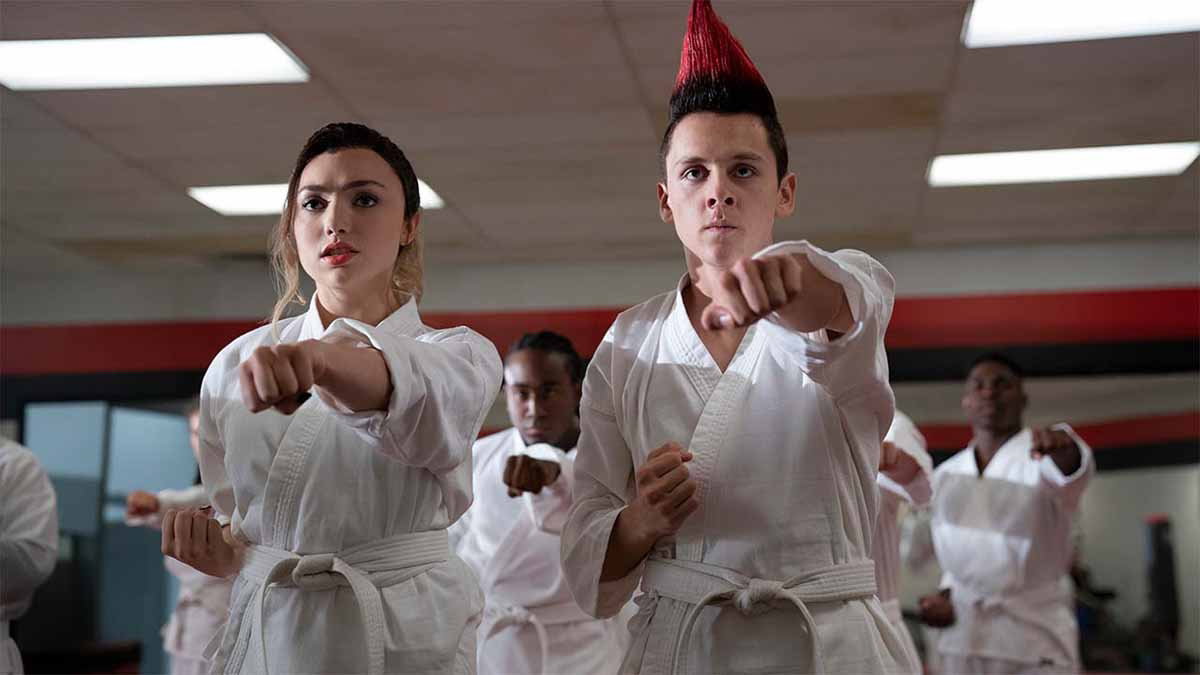 Las 7 mejores series de Netflix para ver en familia – Dimension ...