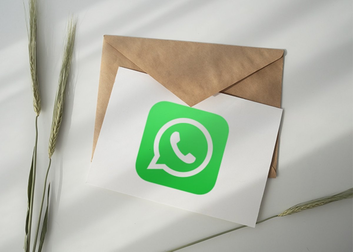 Contactar con WhatsApp mediante una carta escrita