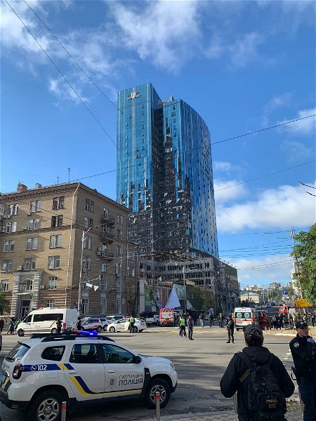 La sede de Samsung en Kiev, afectada por el impacto de un misil