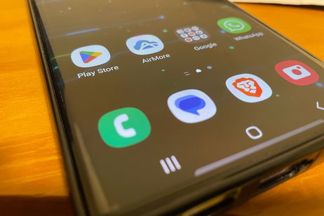 Google quiere que te olvides de WhatsApp y por eso acaba de mejorar su app de mensajes con una nueva función Google quiere que te olvides de WhatsApp y por eso acaba de mejorar su app de mensajes con una nueva función