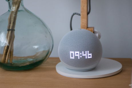 Amazon Echo Dot 5 con reloj, análisis: sonido mejorado, pantalla LED y un precio difícil de igualar