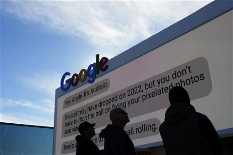 "Hola Apple, aquí Android": Google ataca a Apple con una gigantesca valla publicitaria en Las Vegas