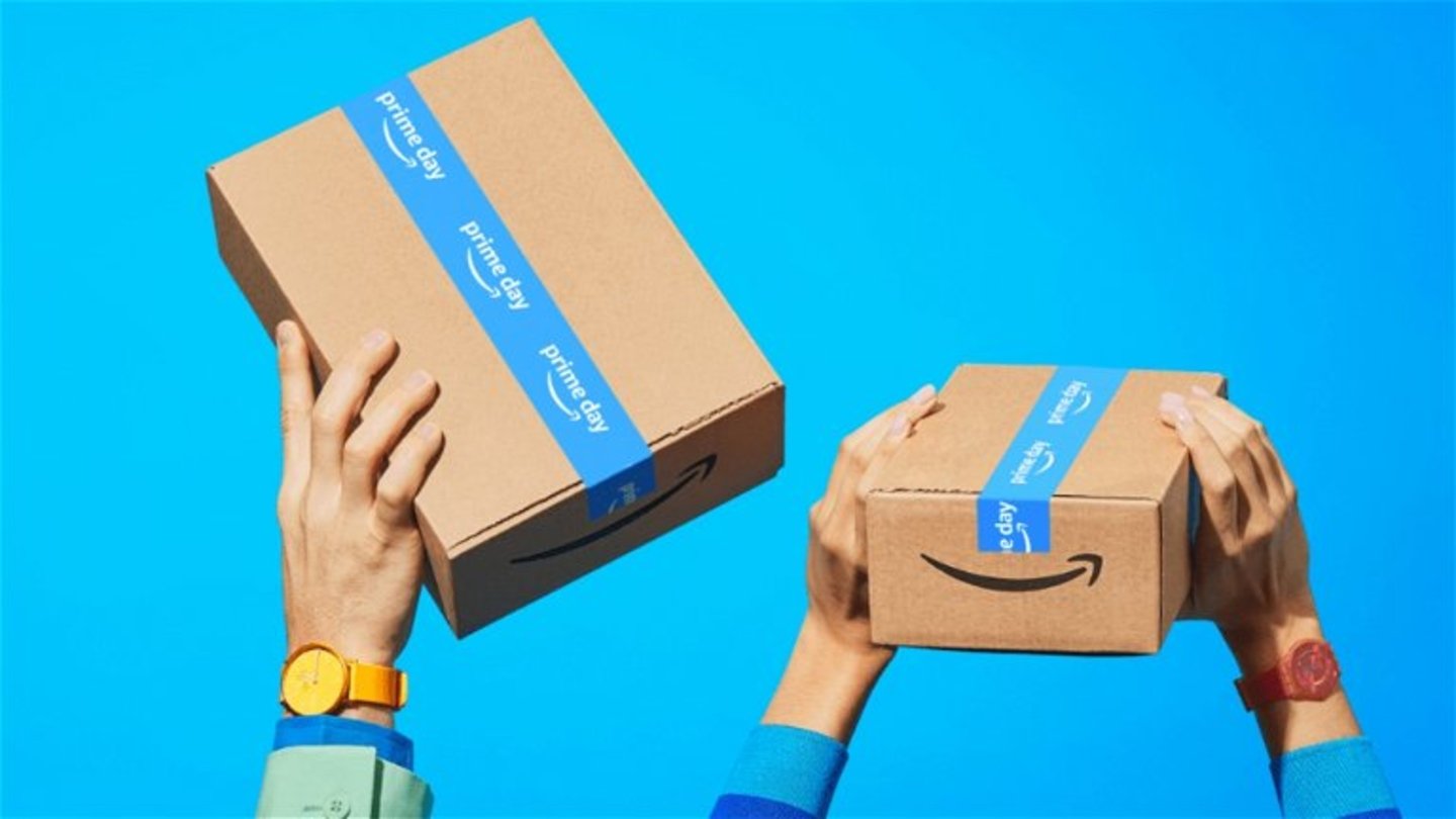Detalle de dos paquetes de Amazon