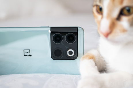 Es un gama alta que lo tiene todo, ha sido creado por OnePlus y cae 220 euros Es un gama alta que lo tiene todo, ha sido creado por OnePlus y cae 220 euros
