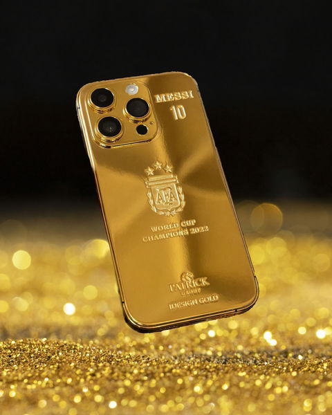 Los 35 iPhone de oro que Messi ha regalado a los jugadores de la selección de Argentina, ¿bulo o realidad?