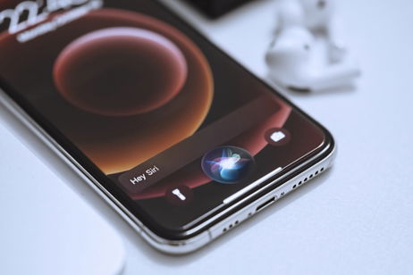 Siri es demasiado "torpe" para poder competir con ChatGPT, según un ex-ingeniero de Apple Siri es demasiado "torpe" para poder competir con ChatGPT, según un ex-ingeniero de Apple