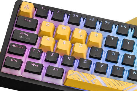 Este extraño teclado mecánico es una pasada que hoy baja brutalmente hasta los 65 euros Este extraño teclado mecánico es una pasada que hoy baja brutalmente hasta los 65 euros