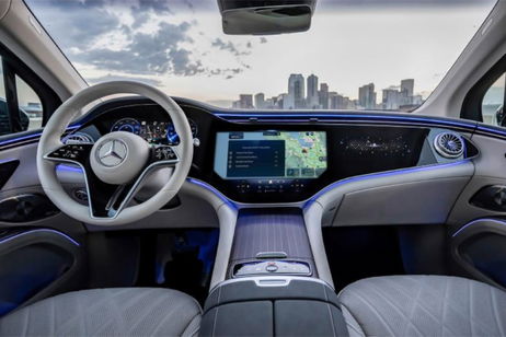 Mercedes se apunta a la moda de recuperar los controles físicos en sus coches